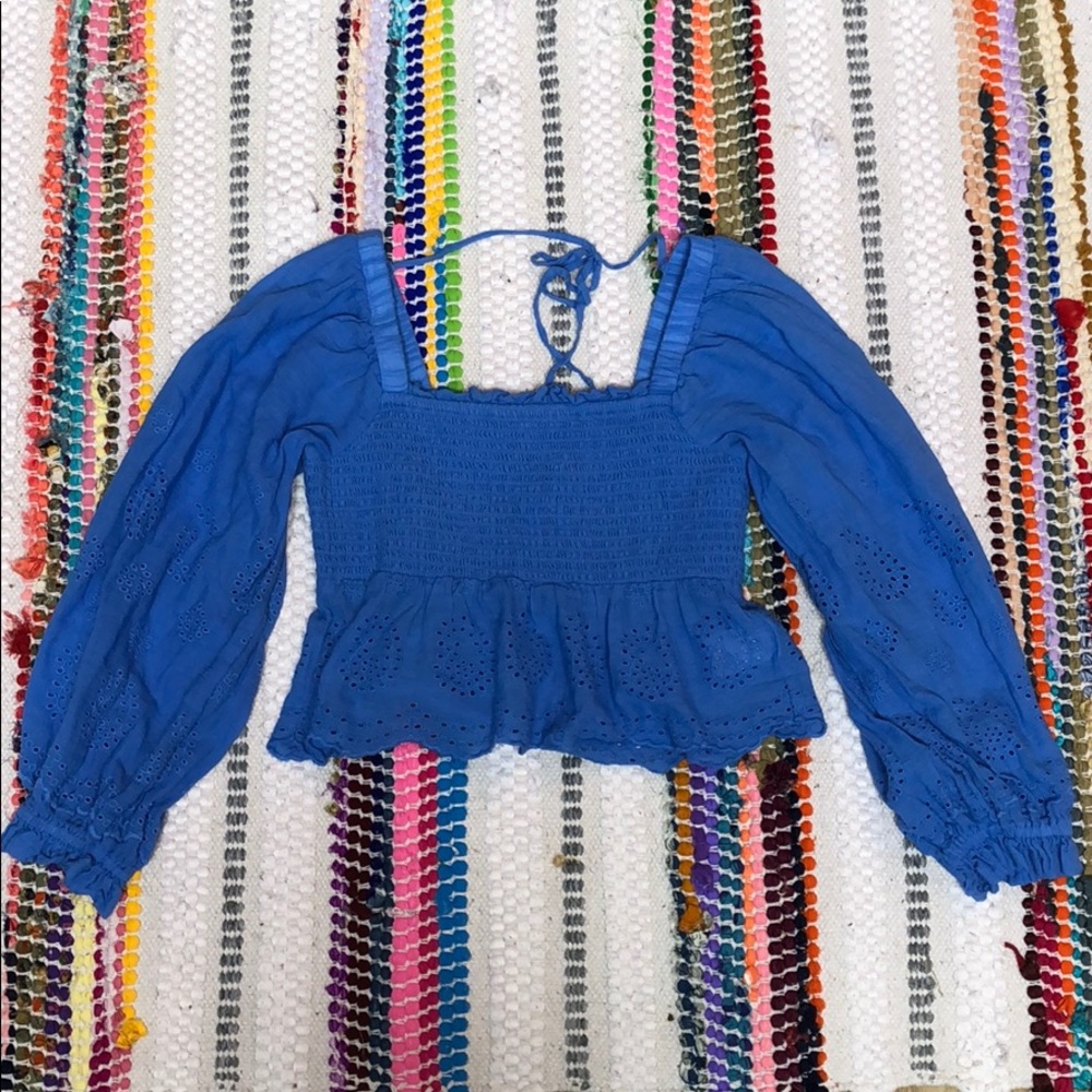 American Eagle cropped top flow shirt
